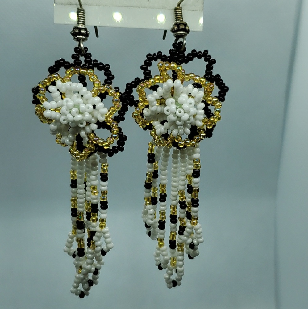 Handmade Flower Native beaded hanging Earrings